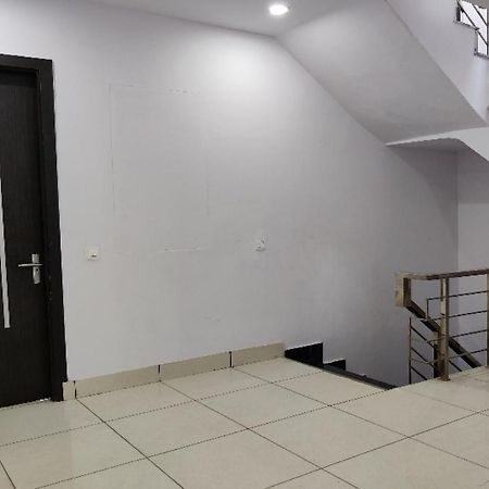 Oyo Hotel Laksh Kurukshetra Екстер'єр фото